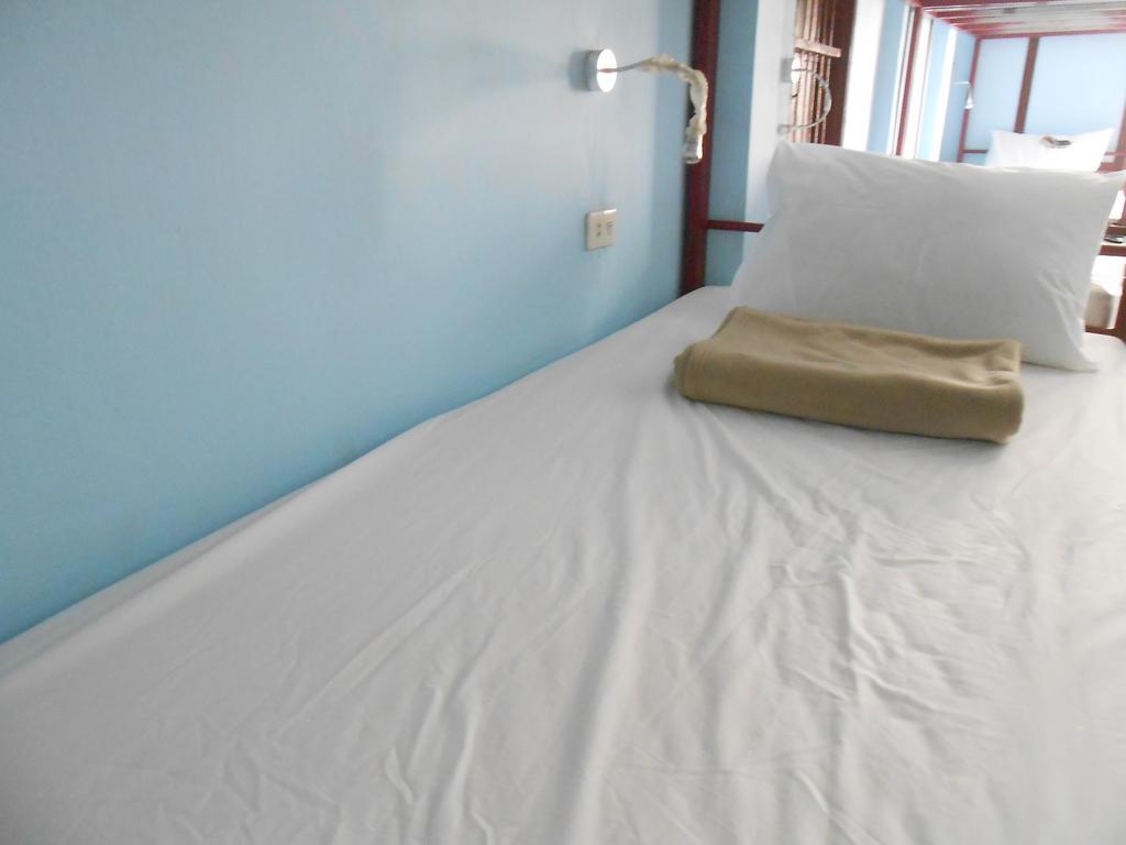 Lucky Backpacker Hostel Vientiane Ruang foto